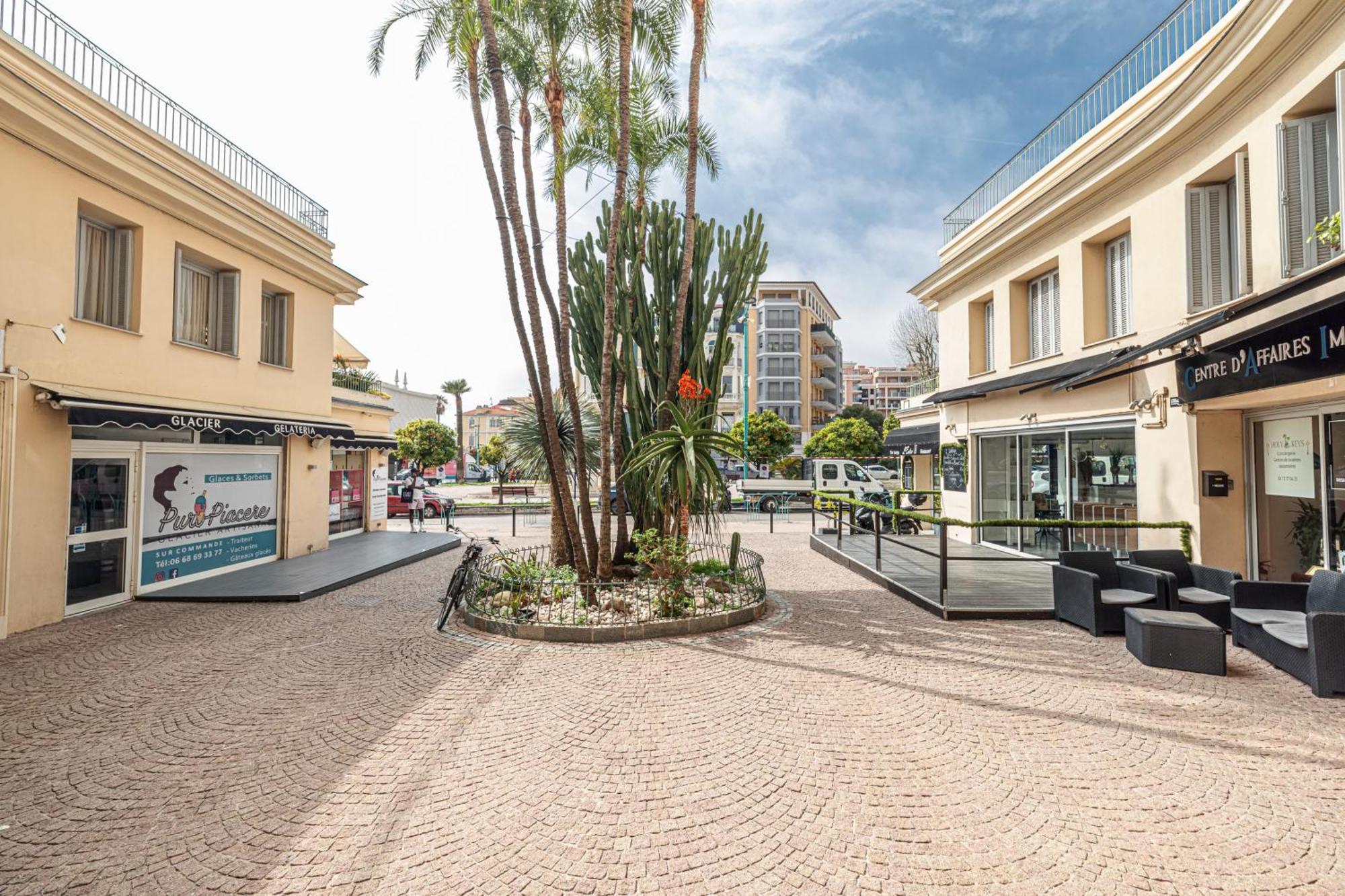 3 Pieces Des Jardins Lägenhet Menton Exteriör bild